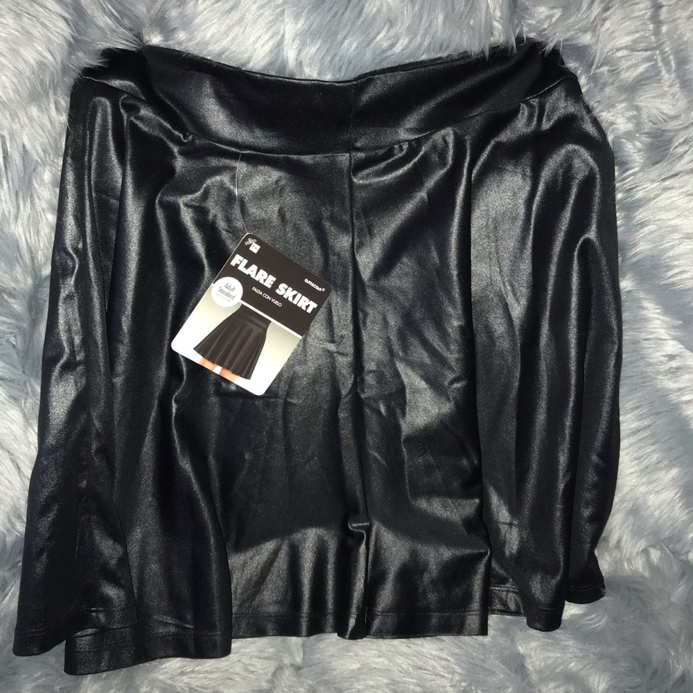 Amscan adult novelty flare skirt